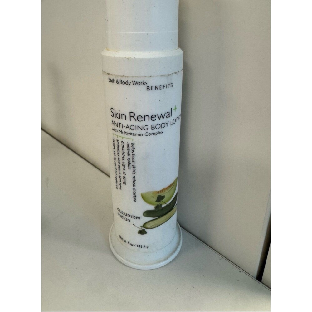 VTG Bath Body Works Cucumber Melon Anti- Aging Body Lotion Skin Renewal Therapy